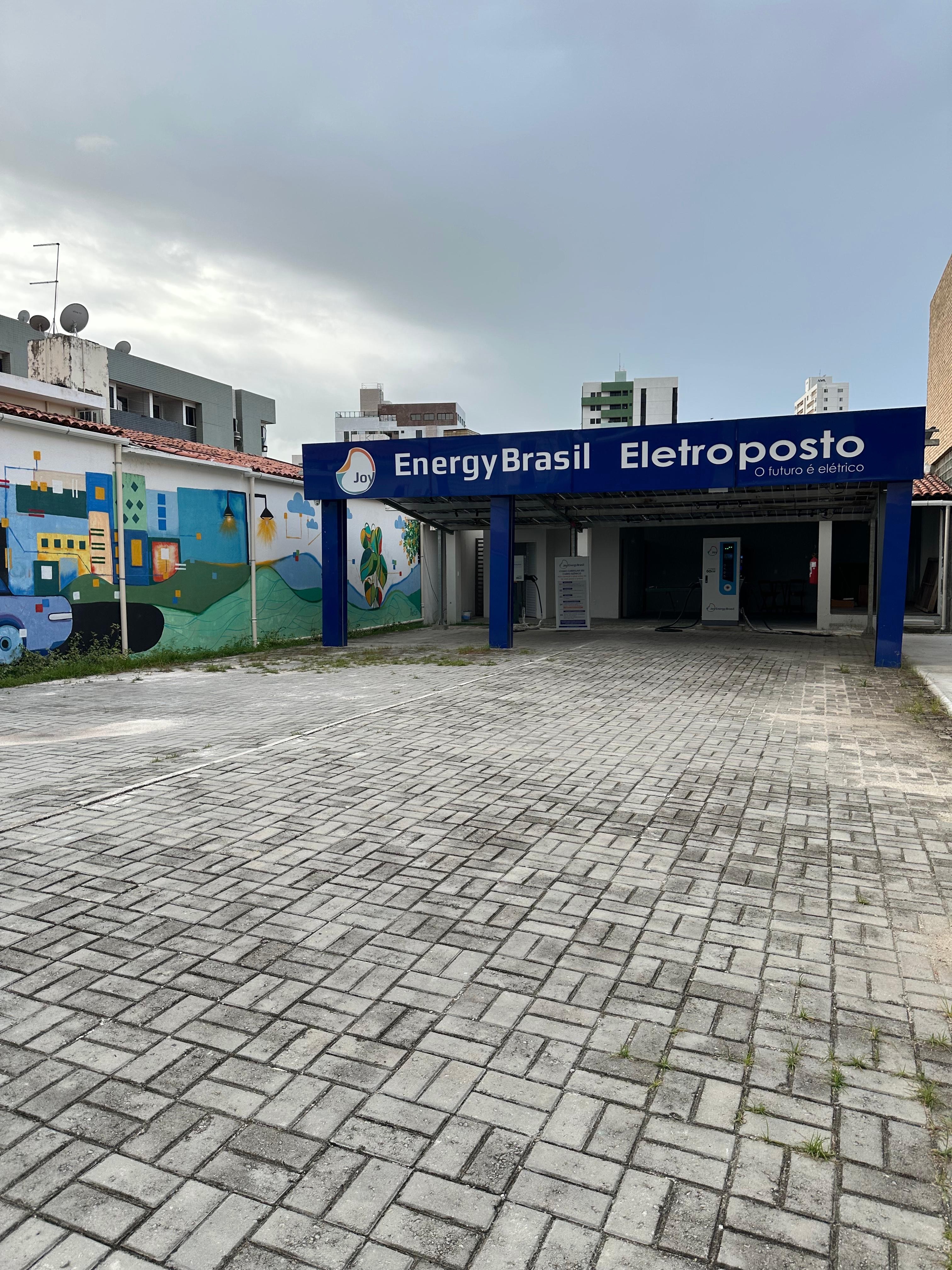 Fachada do Eletroposto Joy — Joy Energy Brasil
